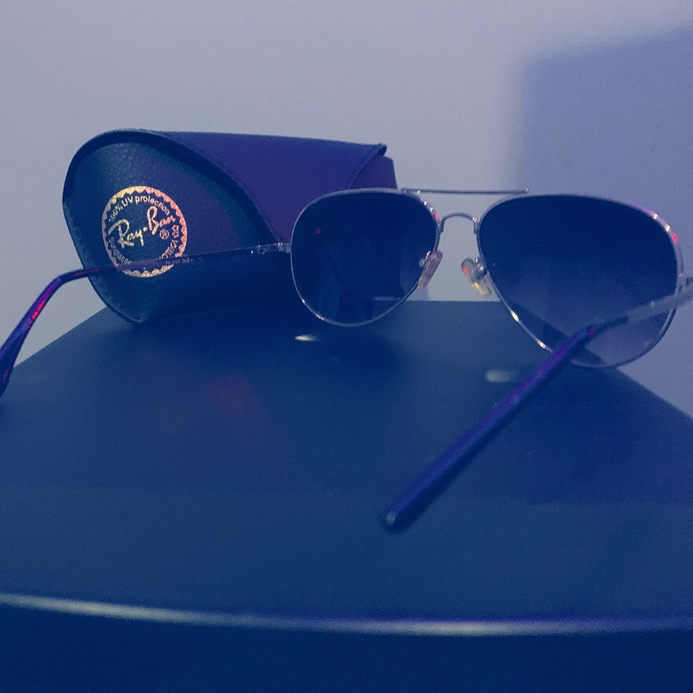 Ray Ban. black silver aviators